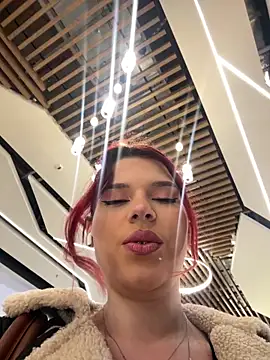 RiriRoseey online show from March 24, 9:14 am