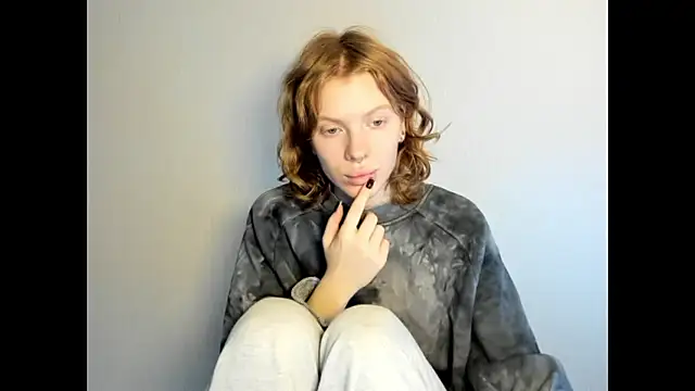 StellaDavis online show from November 25, 8:16 am