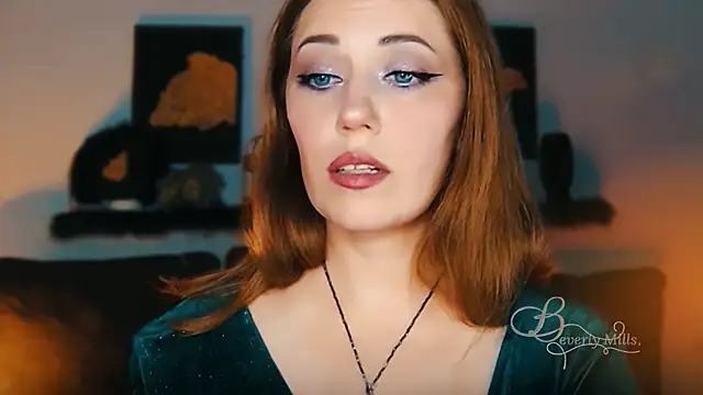 Snapshot of MissBeverlyMills chatting on September 24, 7:35 pm MissBeverlyMills online show from September 24, 7:35 pm