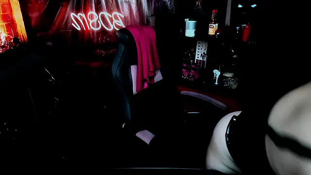 True Bdsm online show from September 20, 9:24 pm