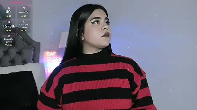 atena hill online show from October 6, 7:29 pm