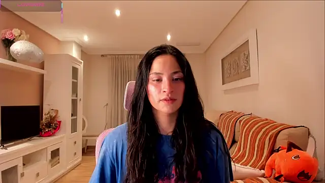 bella apont online show from September 25, 10:18 pm