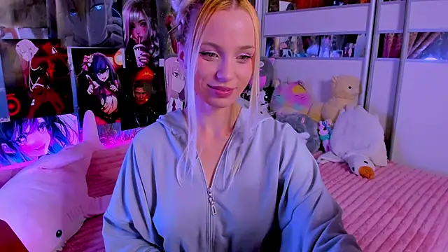Cute  Pony online show from June 10, 8:18 pm