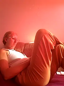 MILEIDE980 online show from November 20, 7:04 pm