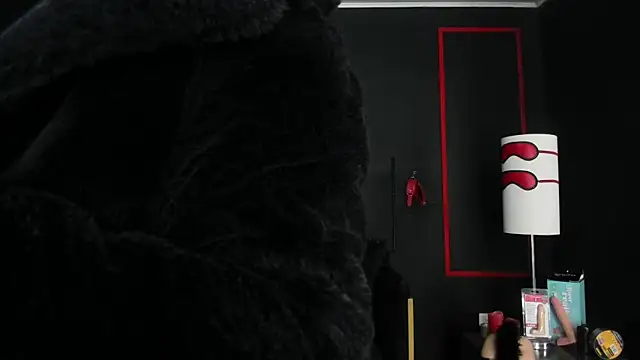 Snapshot of CharlotteScotte chatting on September 20, 11:41 am CharlotteScotte online show from September 20, 11:41 am