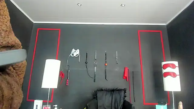 Snapshot of CharlotteScotte chatting on September 25, 12:26 pm CharlotteScotte online show from September 25, 12:26 pm