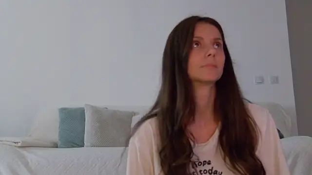 Snapshot of LilyRoselyn chatting on September 29, 1:05 pm LilyRoselyn online show from September 29, 1:05 pm