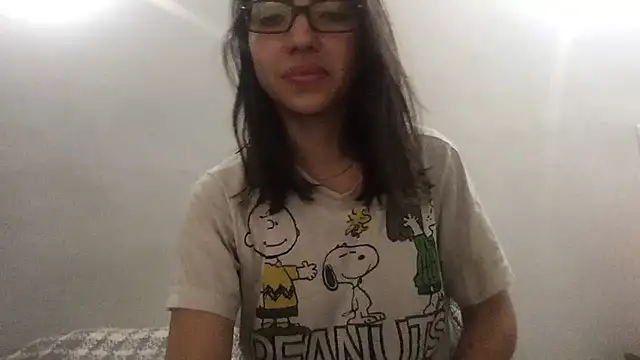 Sophi  a online show from August 1, 12:18 pm