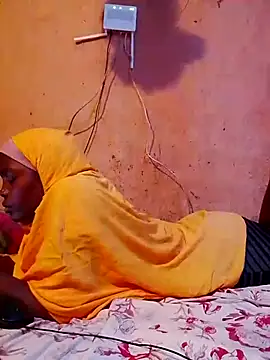 cute naimah online show from November 17, 7:58 pm