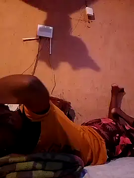 Snapshot of cute_naimah chatting on October 13, 4:48 am cute naimah online show from October 13, 4:48 am