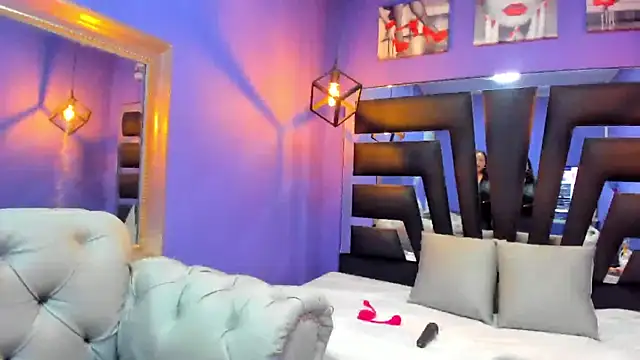 Romina017 online show from September 24, 3:38 am