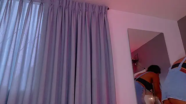 Snapshot of rachellmartinez chatting on October 17, 11:46 am rachellmartinez online show from October 17, 11:46 am