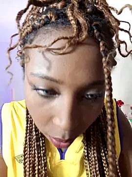 EmmaSanzz  online show from December 14, 11:27 am