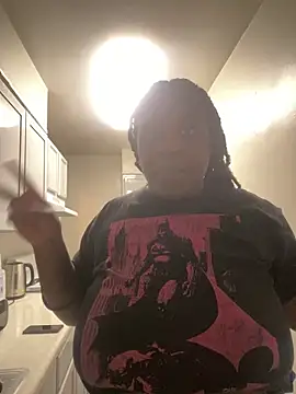 fantasygyal online show from June 3, 3:29 am
