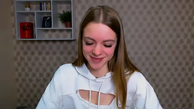 AliceFlirtt  online show from November 3, 2:21 pm