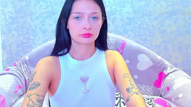 Vanessa Florence online show from September 11, 5:19 am