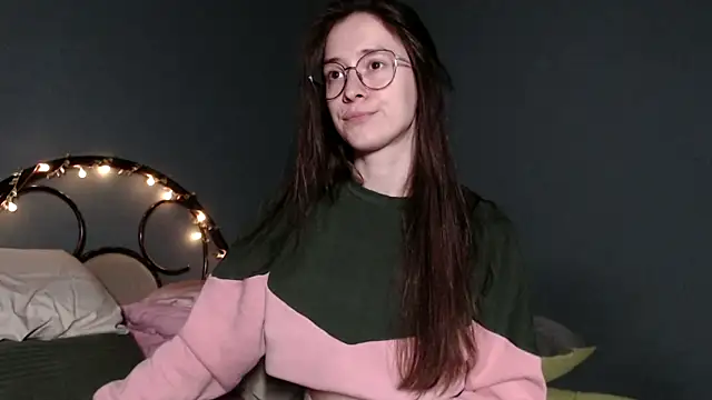 wow  kelly online show from November 1, 3:16 pm