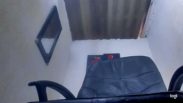 Snapshot of juanblakbigcock chatting on October 25, 6:04 pm juanblakbigcock online show from October 25, 6:04 pm