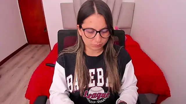 samantha  wilson online show from February 3, 7:07 pm