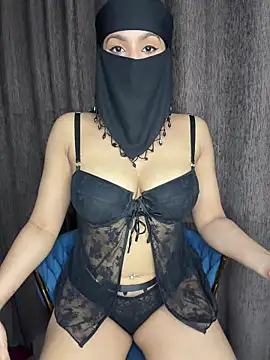 YourThirstySlut online show from February 15, 7:46 pm