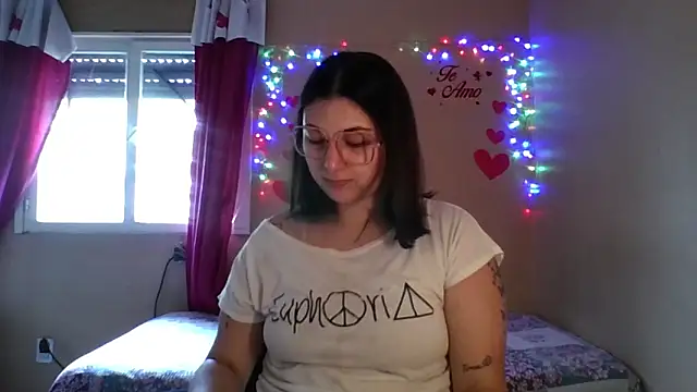 imsohornydacom online show from February 26, 5:45 pm