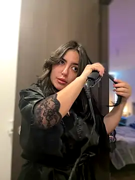 Snapshot of sukhakunis1 chatting on September 25, 3:33 pm sukhakunis1 online show from September 25, 3:33 pm