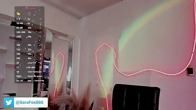 Sara Foxx1 online show from April 11, 5:49 pm