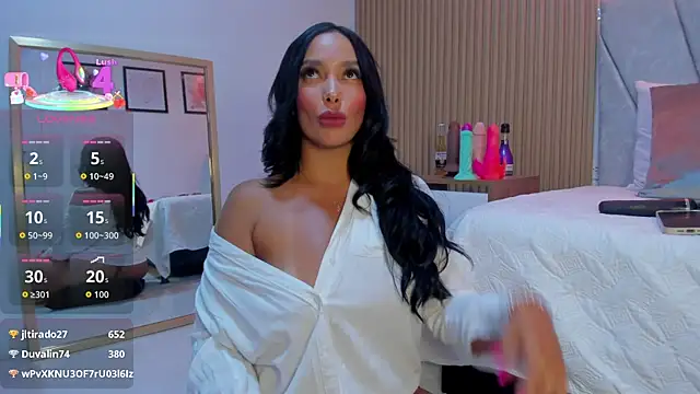 Dakota diaz  online show from October 4, 12:49 am