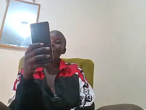 Snapshot of MINNYIRI chatting on October 19, 5:48 pm MINNYIRI online show from October 19, 5:48 pm