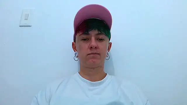 tomboyblue online show from December 2, 3:25 pm