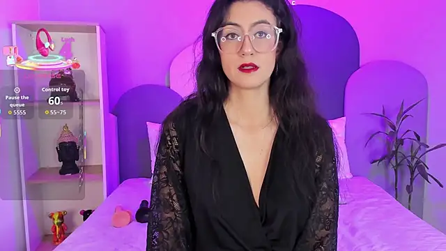 Snapshot of SophieGomez22 chatting on September 29, 12:10 pm SophieGomez22 online show from September 29, 12:10 pm