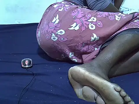 lovely gir online show from October 1, 6:46 pm