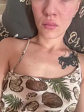 Nikol Clare online show from May 27, 6:43 am