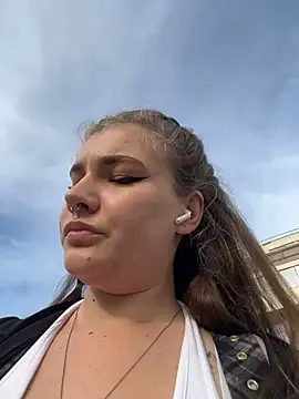 Holy Tereza online show from June 21, 3:49 pm