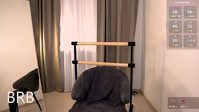 Addelin Moon online show from September 19, 5:23 pm