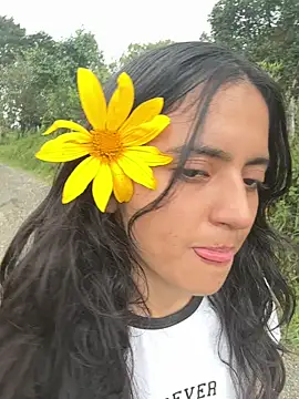 ViolettaSummer online show from February 3, 8:01 pm