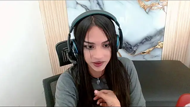 Snapshot of Dollbehavior_ chatting on September 12, 8:45 am Dollbehavior online show from September 12, 8:45 am