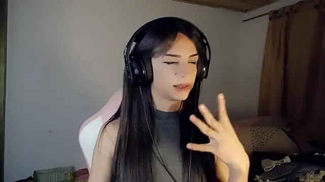 Dollbehavior  online show from April 17, 5:31 am