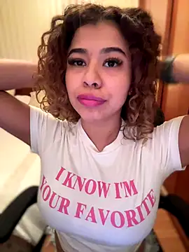 KellyXD online show from December 16, 5:08 pm