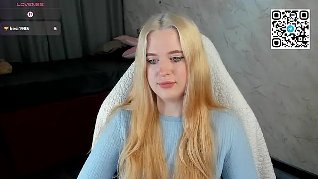 Betany Foks online show from May 29, 2:09 am