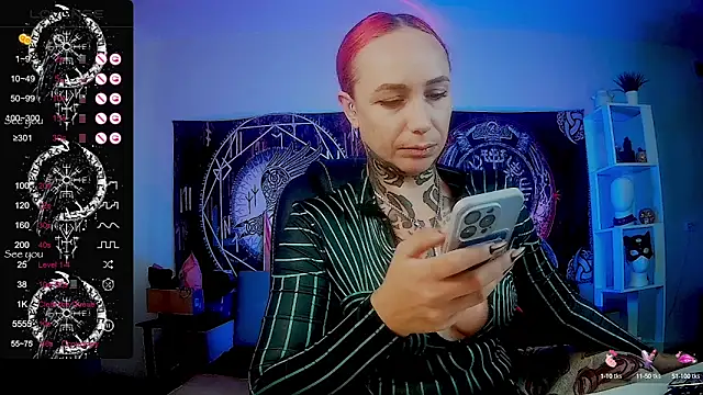 Snapshot of miss_jenna_lovee chatting on October 2, 3:00 am miss jenna lovee online show from October 2, 3:00 am