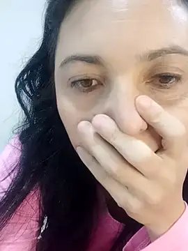 Snapshot of KarameloVzla chatting on October 20, 9:56 am KarameloVzla online show from October 20, 9:56 am