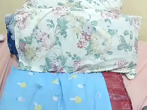 just-amelia online show from December 23, 10:08 am