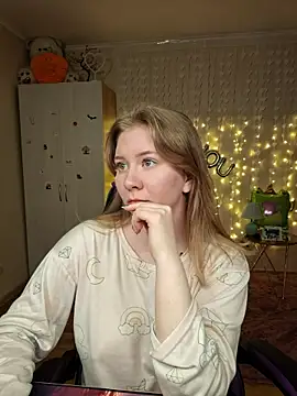 D0nna  online show from March 29, 9:03 pm