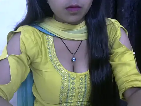 momo lov online show from September 24, 5:28 am