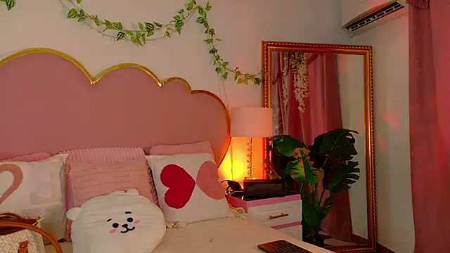 EmmaCrush online show from January 6, 8:56 pm