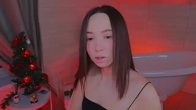 Hayle Hill online show from December 20, 2:04 am