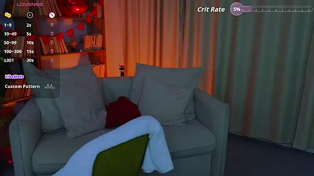 Hayle Hill online show from February 8, 2:04 am