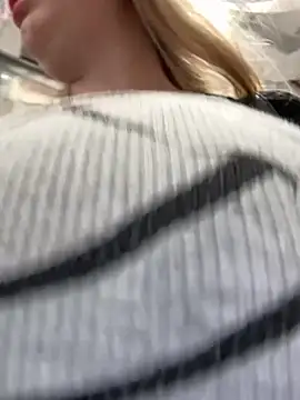 Teya moon  online show from September 27, 12:56 pm