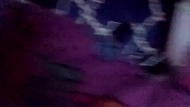 whitetrashdirtyslut online show from December 4, 7:10 am